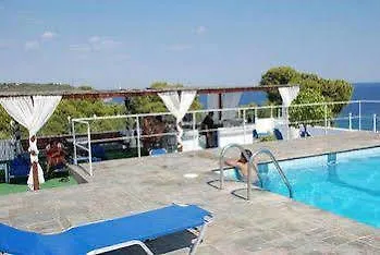 加里尼酒店 Agia Marina (Aegina)