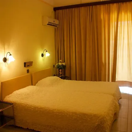加里尼酒店 3* Agia Marina (Aegina)